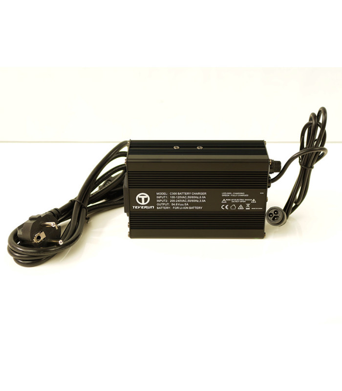 CARGADOR RÁPIDO BATERÍA 48V (5 AMPERIOS) PATINETE MASSCITY